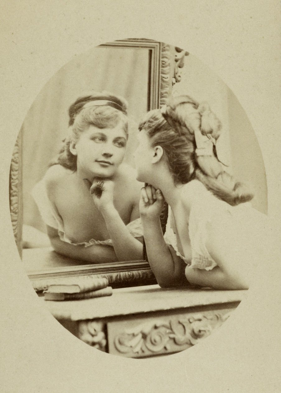 Muotokuva näyttelijä Henriette Victoire Drouardista (1851-1923). tekijältä Charles Reutlinger