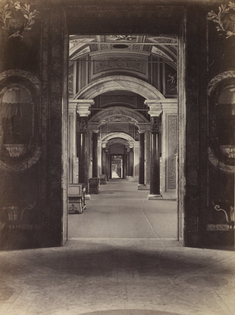 Vatikaanin kirjasto, n.1860 (valkopainokuva kollodioninegatiivista). tekijältä Charles Soulier
