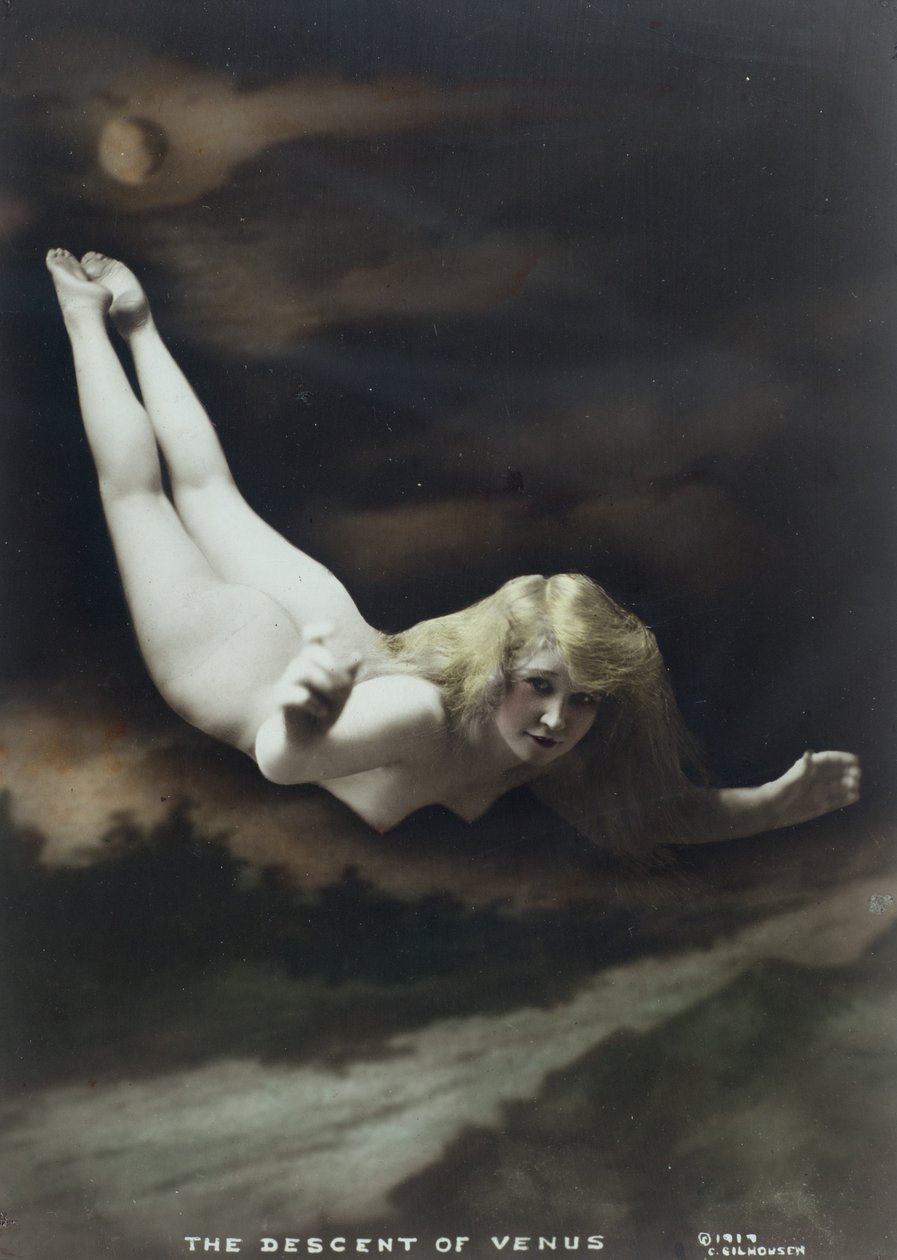 The Descent of Venus, n. 1917 (käsinvärinen gelatiinihopeaprintti) tekijältä Charles Wesley Gilhousen Charles Wesley Gilhousen