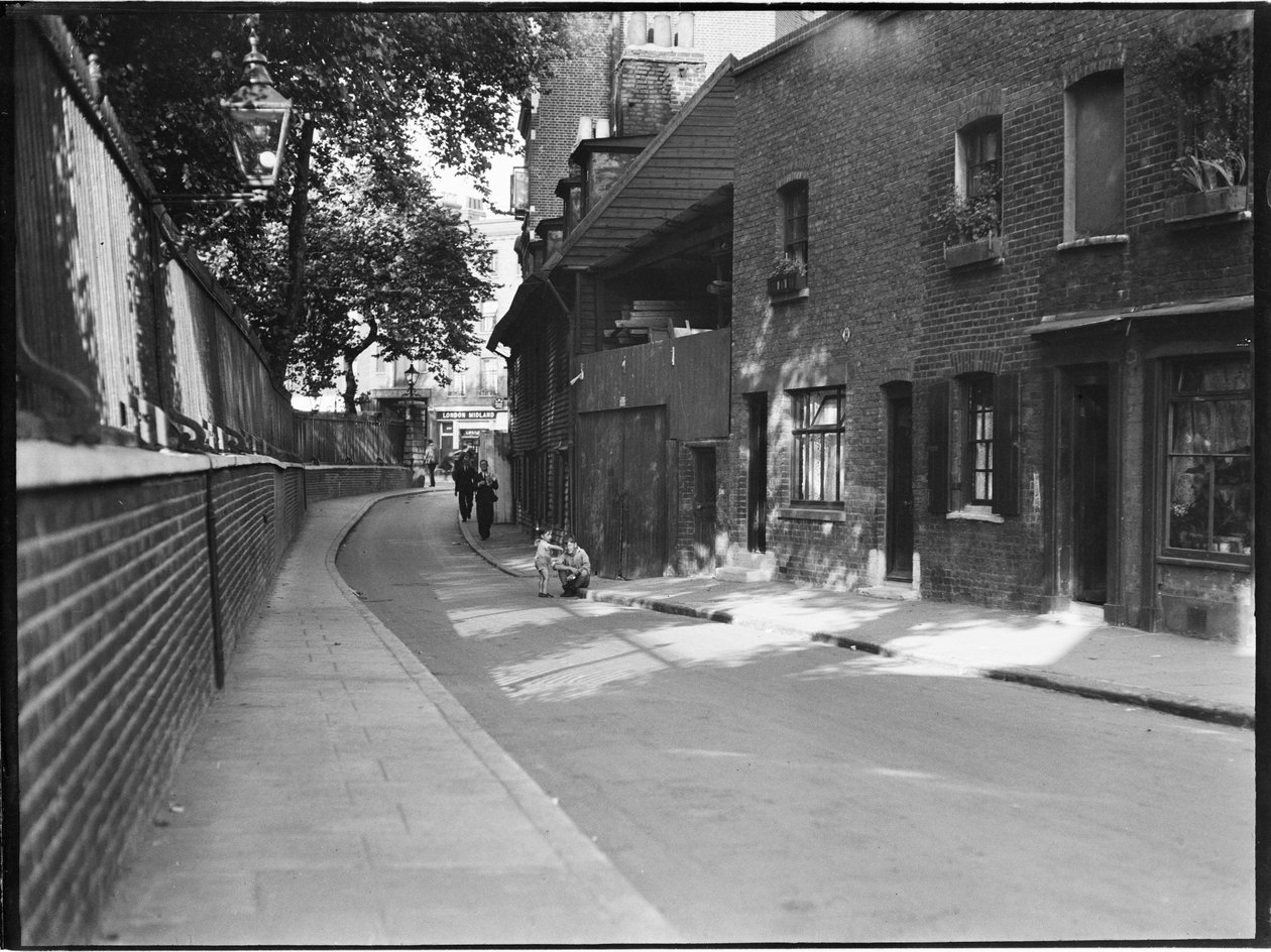 Collingwood Street, Blackfriars, Southwark, Greater London Authority, 1930-luku. tekijältä Charles William Prickett
