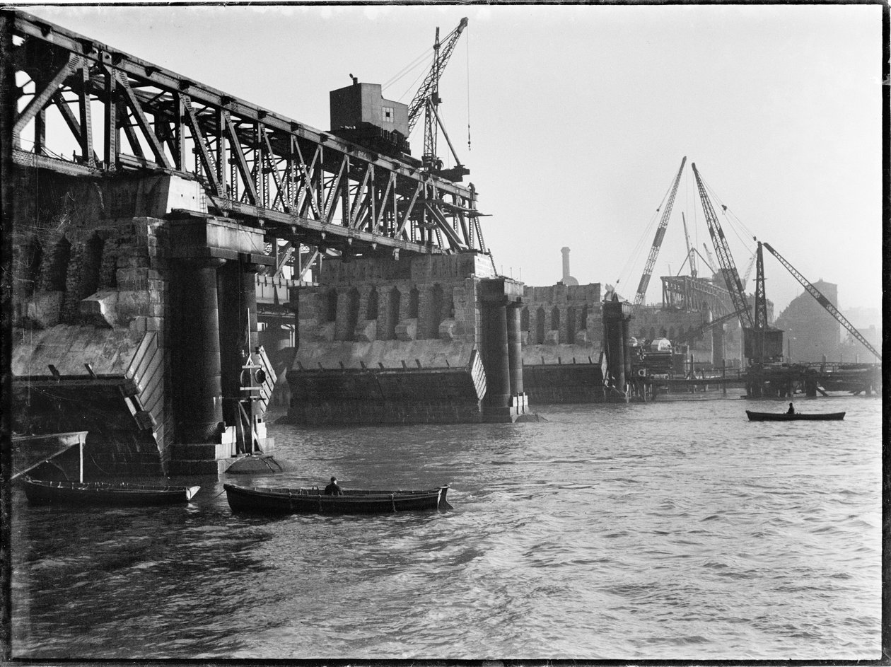 Waterloon sillan purku, Lambeth, Greater London Authority, 1936. tekijältä Charles William Prickett