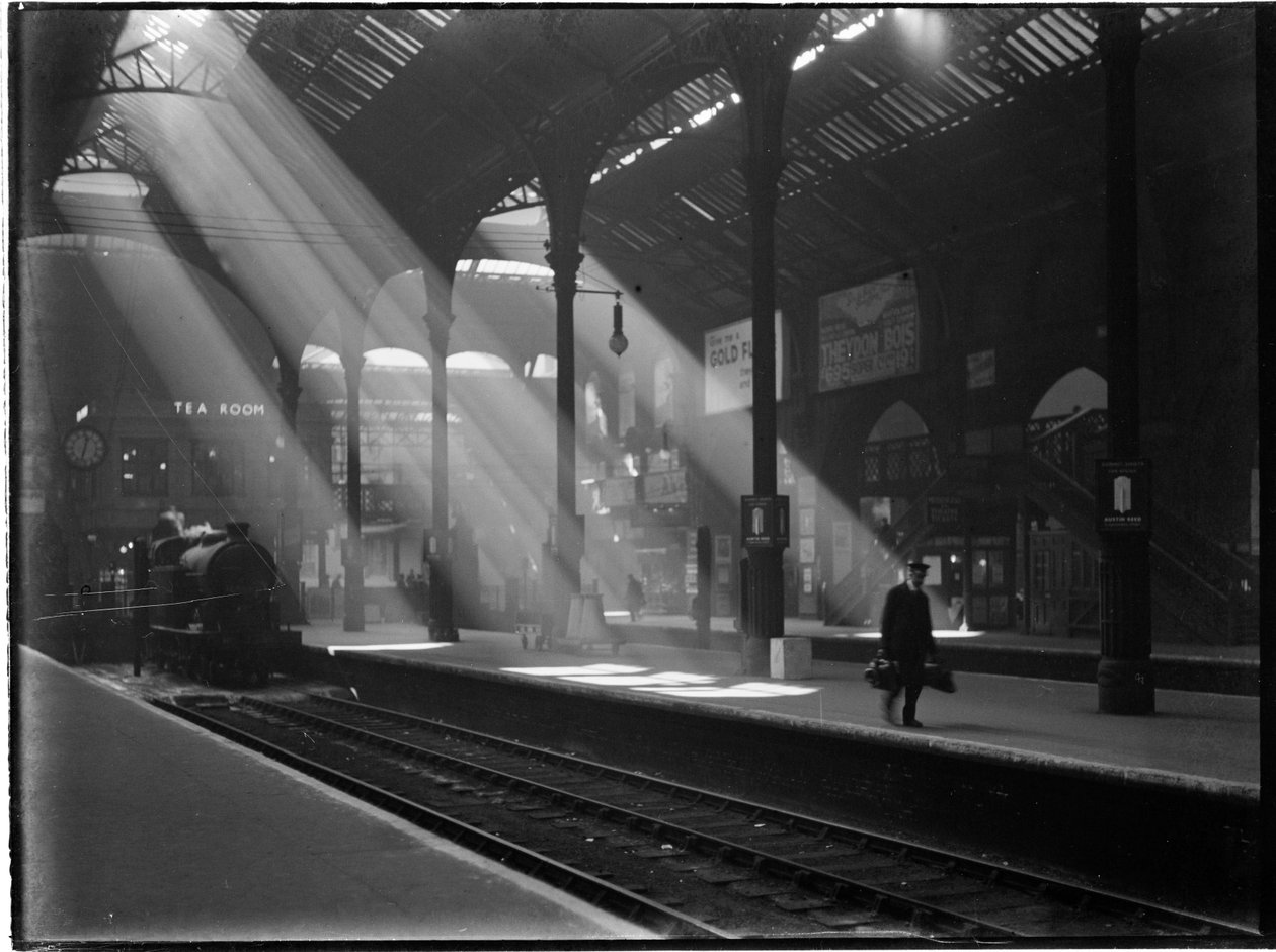 Liverpool Streetin asema, Liverpool Street, Lontoon kaupunki, Greater London Authority, 1932. tekijältä Charles William Prickett