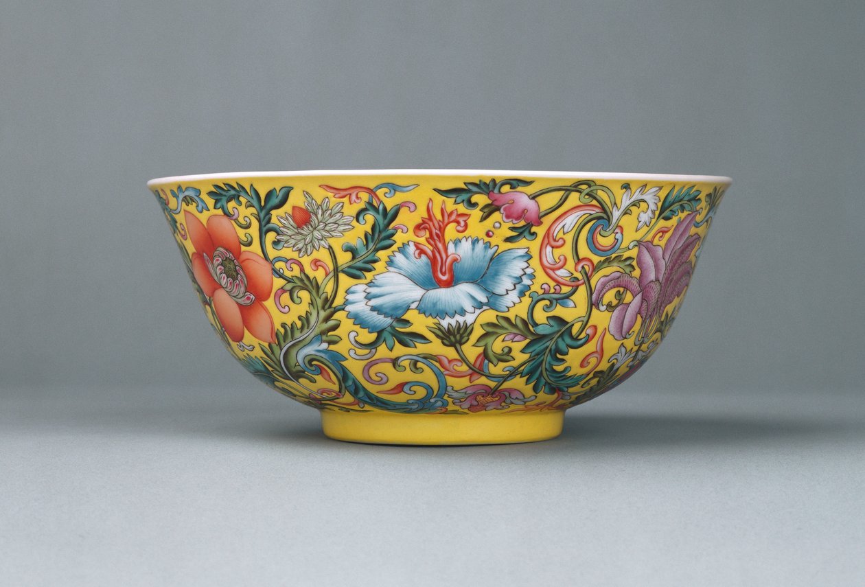 Hieno famille ruusunkeltainen kulho, 1821-1850 tekijältä Chinese School