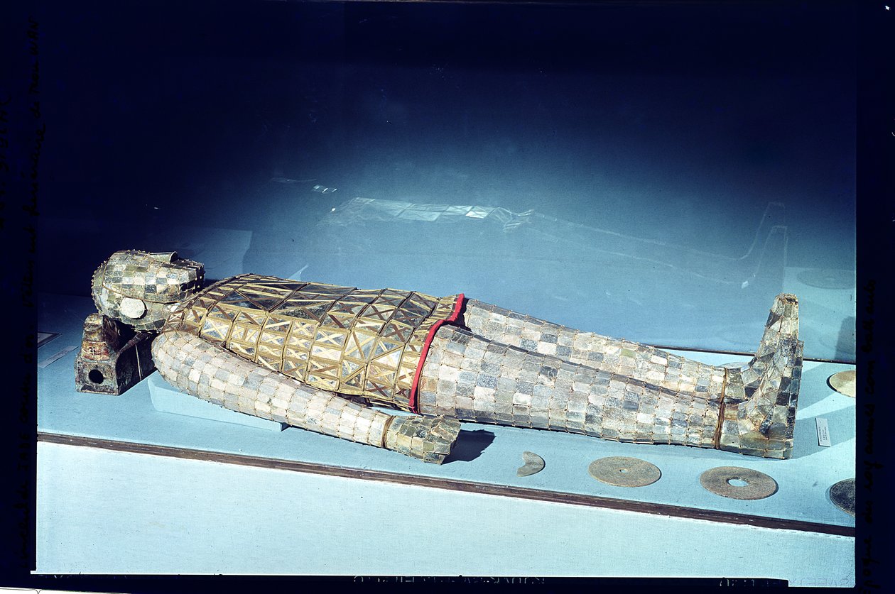 Jade-hautapuku, prinsessa Tou Wanin haudasta, Liu Shengin (d.113 eKr.) vaimo Lingshangista, Man-ch