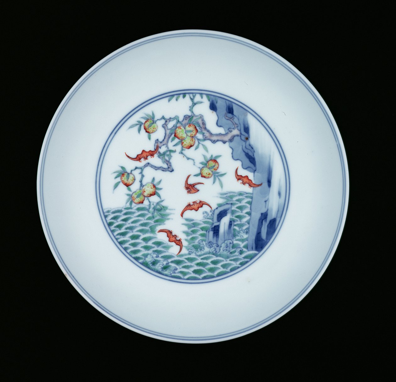 Posliiniastia maalattu aluslasituksen sinisellä ja ducai emaleilla, 1723-1735 (posliini) tekijältä Chinese School