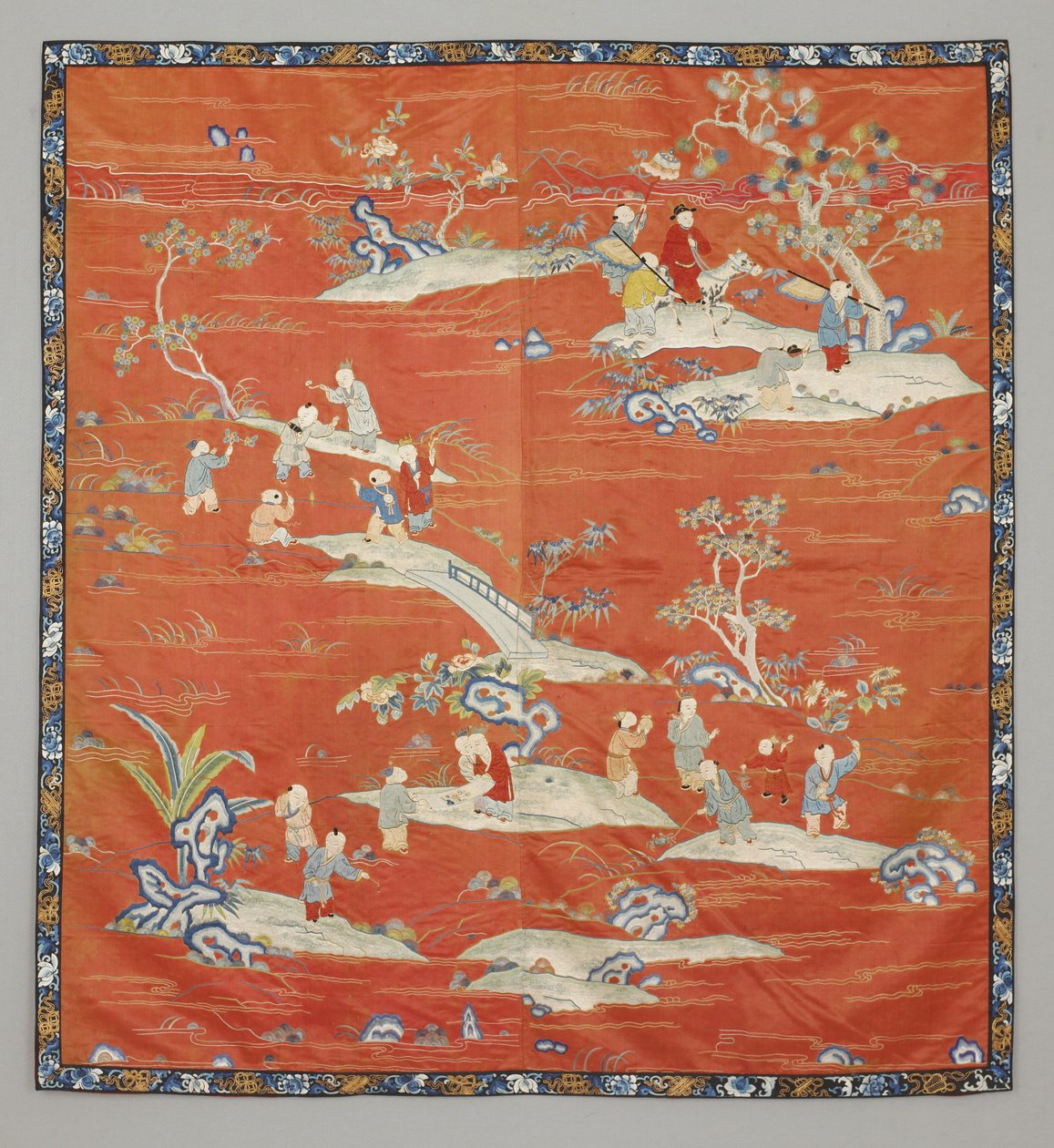 Punainen satiinipeite, 1800-luku tekijältä Chinese School