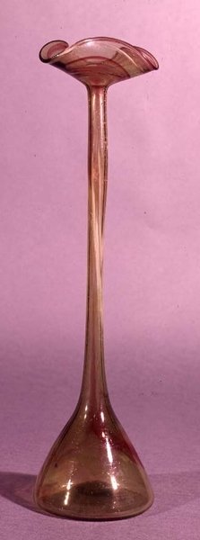 Clutha lasimaljakko, 1800-luvun loppu (lasia) tekijältä Christopher Dresser