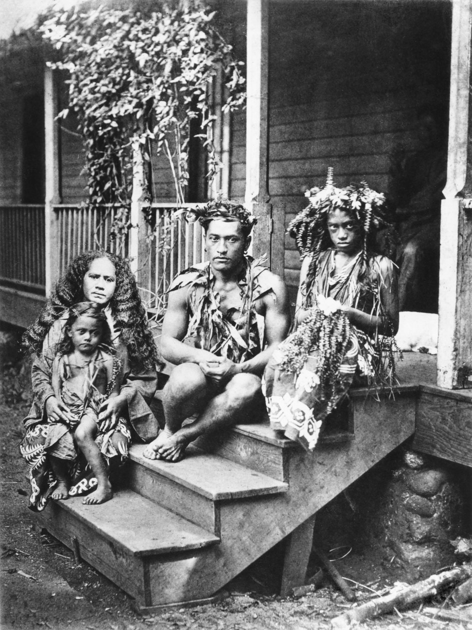 Tahitilainen perhe, kuvitus "Tahitista", julkaistu Lontoossa, 1882 tekijältä Colonel Stuart Wortley