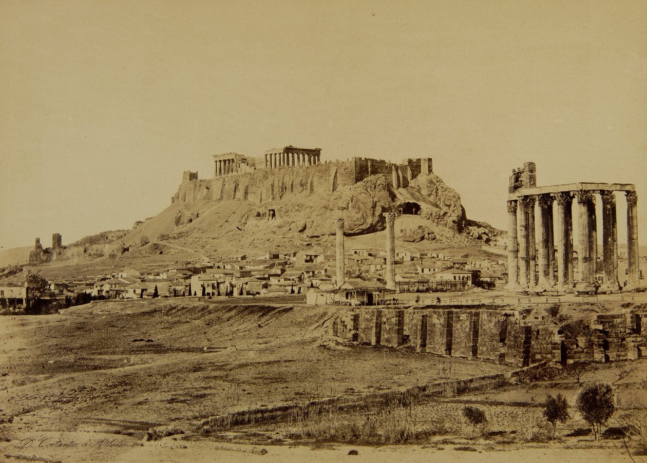 Taustalla Olympian Zeuksen temppeli ja Akropolis tekijältä Dimitrios Constantin