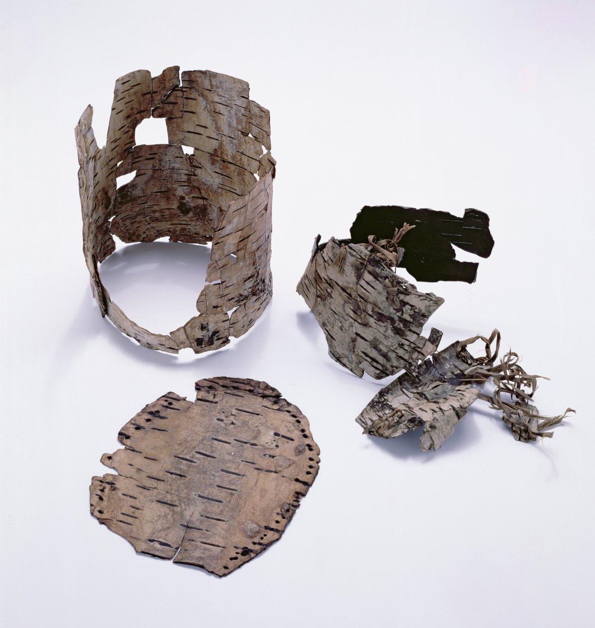 Oetzi Icemanin (koivu) kanssa löydetty tuohikontti tekijältä Copper Age