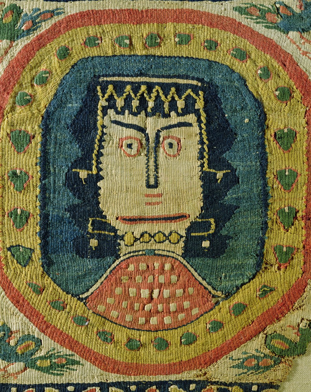 Naisen rintakuva medaljonissa (pellava ja villa) tekijältä Coptic