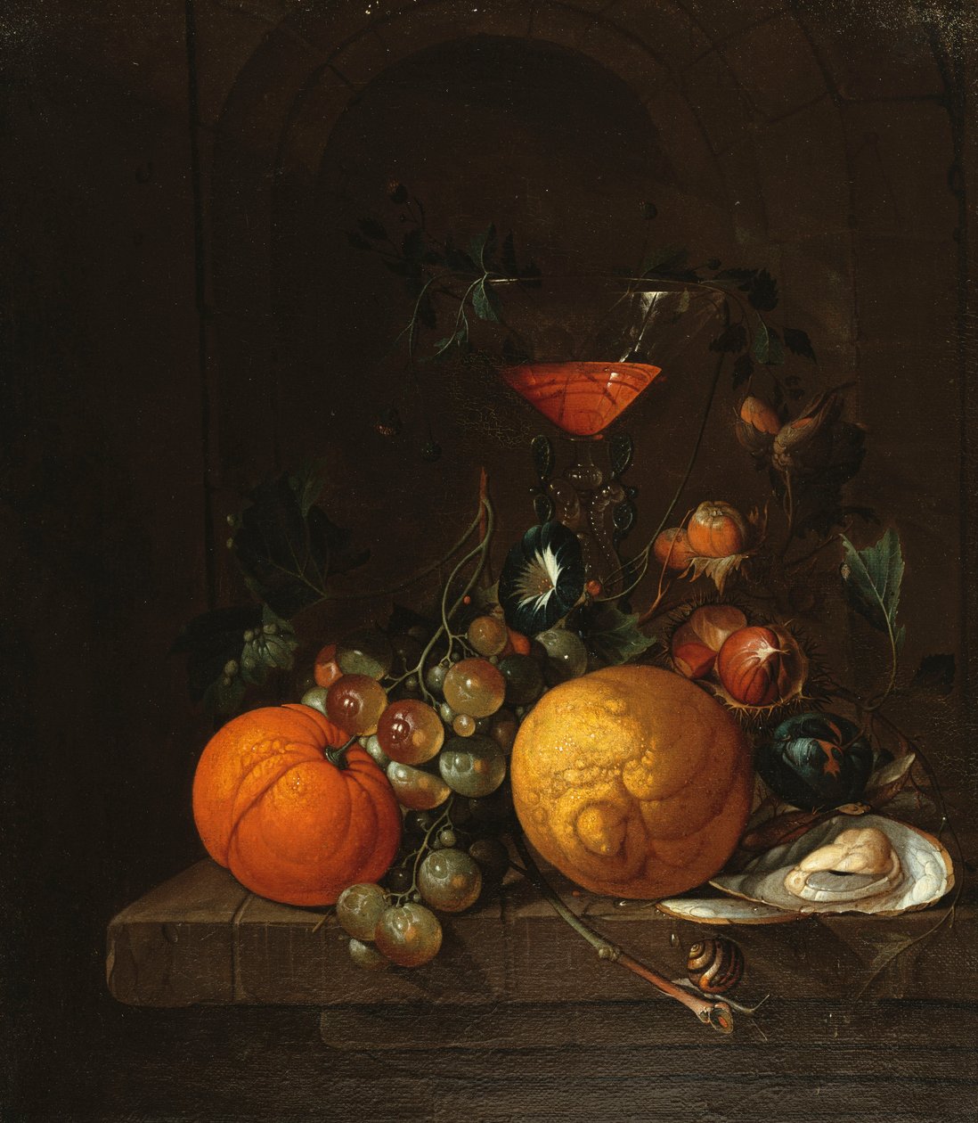Sitruuna, appelsiini, viinirypäleet, osteri ja lasillinen viiniä reunalla tekijältä Cornelis de Heem