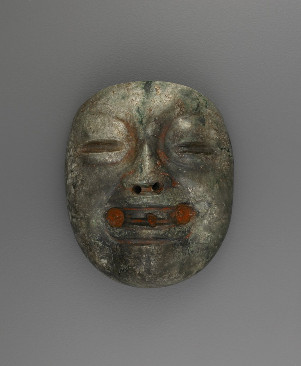 Riipus maskin muodossa tekijältä Culture Olmec