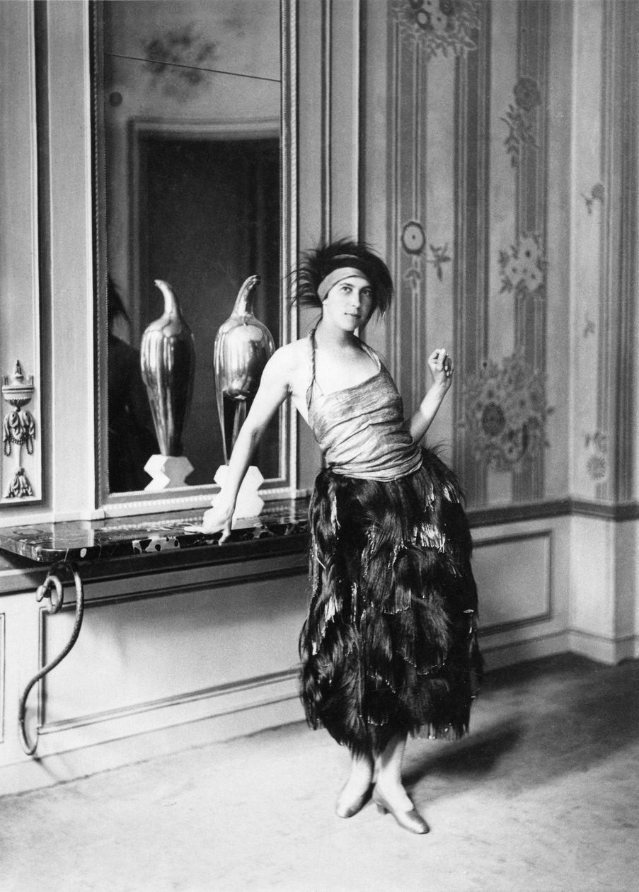 Madame Poiret Paul Poiretin (1879-1944) mekossa 1919 (bw kuva) tekijältä Delphi Studio