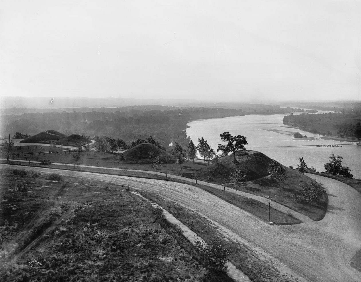 Indian Mound Park, St. Paul, Minnesota, noin 1898. tekijältä Detroit Publishing Co.
