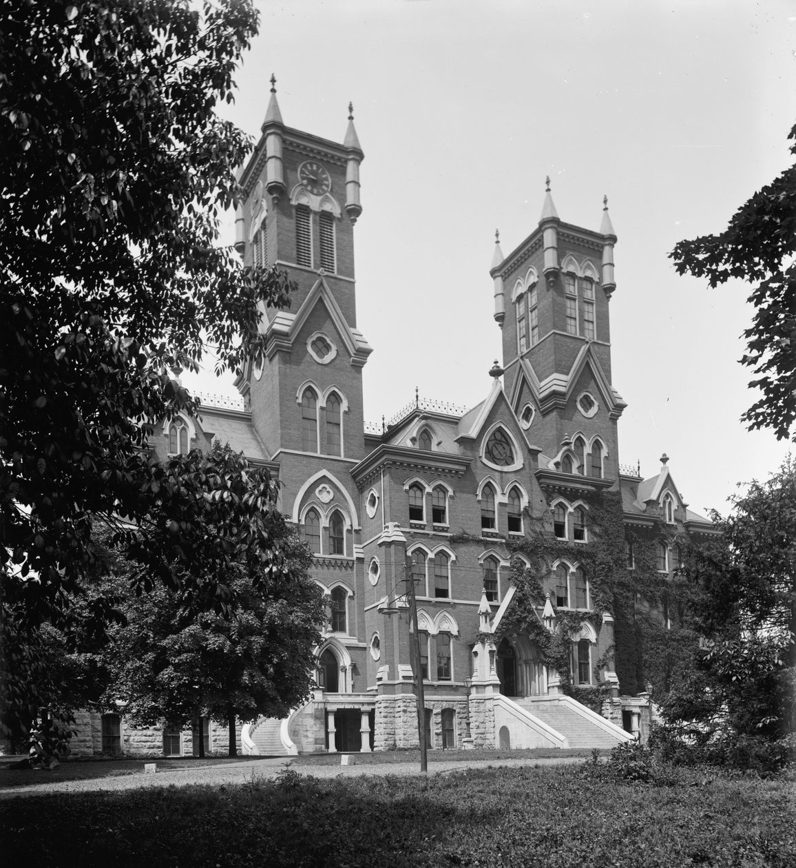 Vanderbiltin yliopisto, Nashville, Tennessee, noin 1901. tekijältä Detroit Publishing Co.