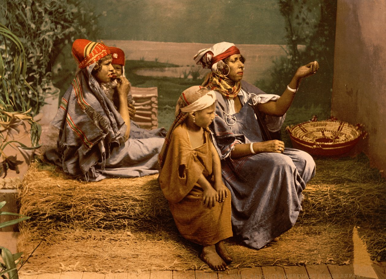 Beduiinikerjäläiset ja lapset, Tunis, Tunisia tekijältä Detroit Photographic Co.