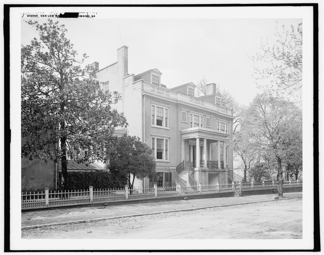 Elizabeth Van Lew -kartano, Richmond, VA, ennen vuotta 1911 (m/v kuva) tekijältä Detroit Publishing Co.