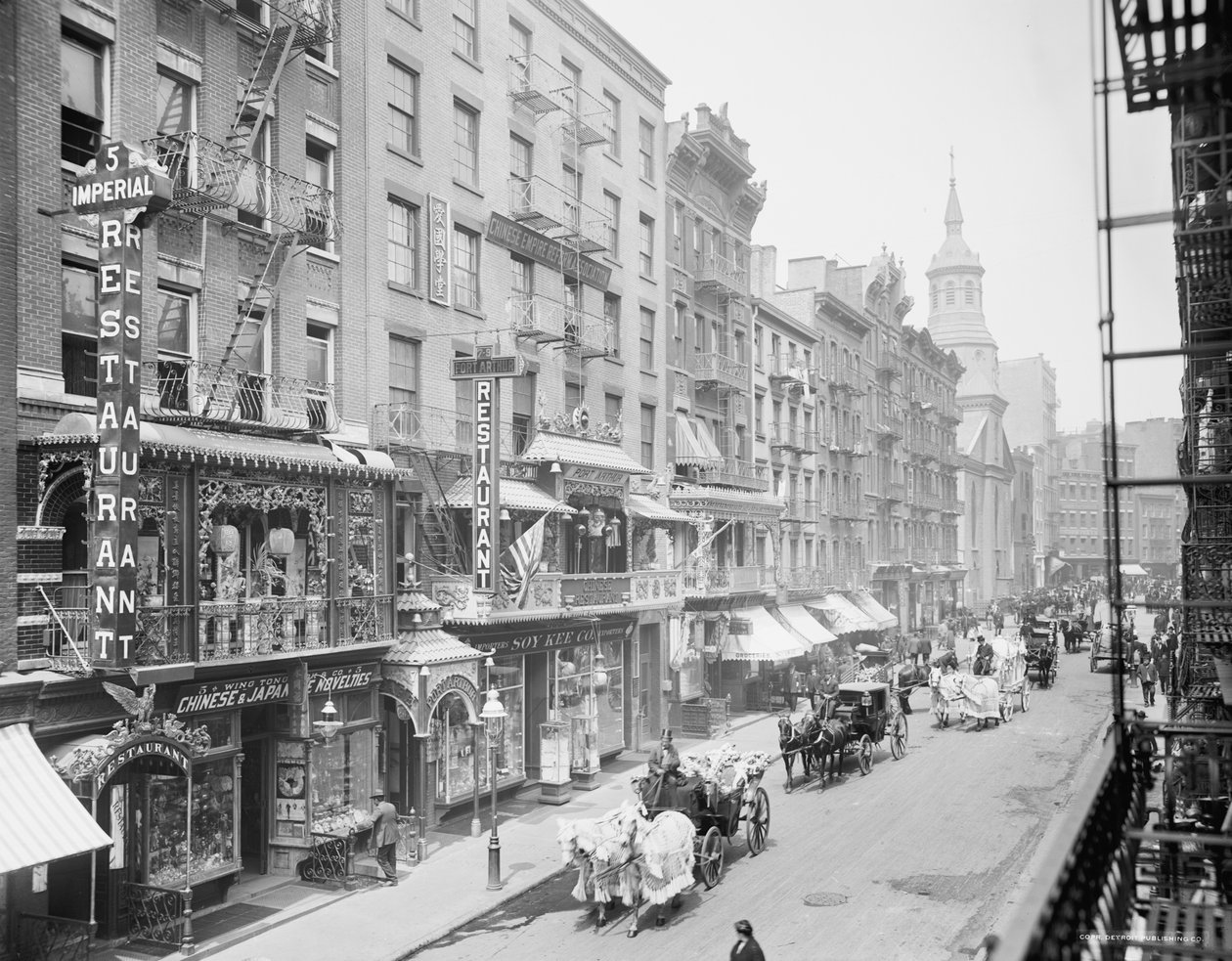Mott Street, Chinatown, New York, n. 1905 (b/w valokuva) tekijältä Detroit Publishing Co.