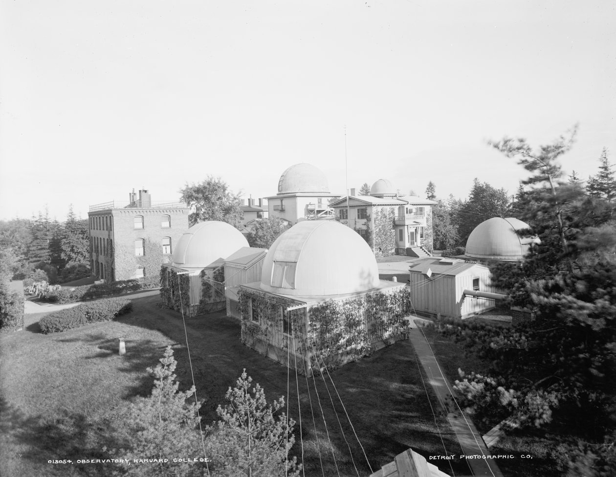 Observatorio, Harvard College, n. 1900 (m/v valokuva) tekijältä Detroit Publishing Co.