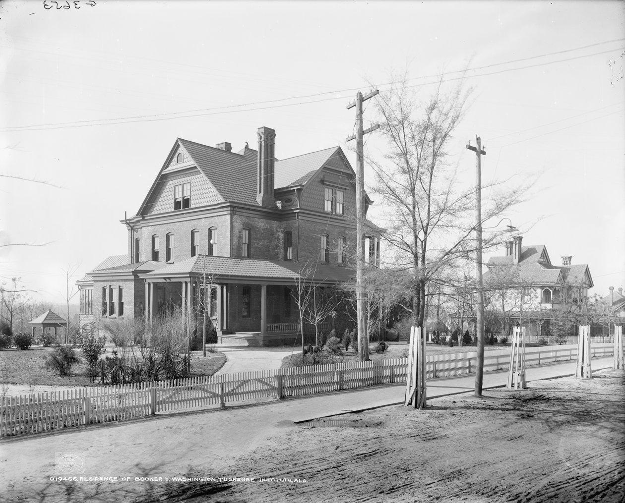 Booker T. Washingtonin asuinpaikka, Tuskegee Institute, n. 1906 (m/v kuva) tekijältä Detroit Publishing Co.