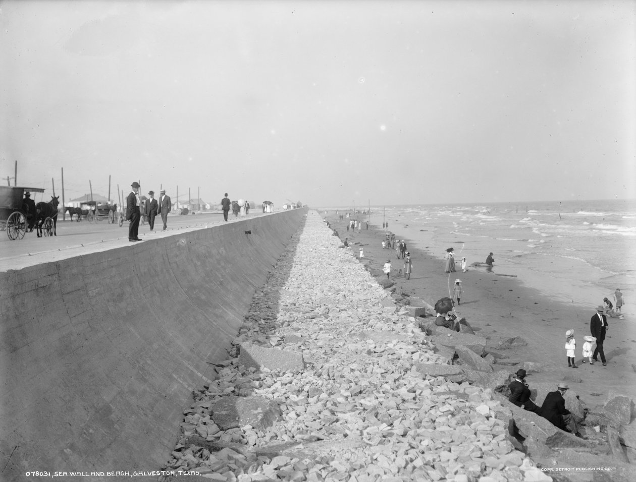 Seawall ja ranta, Galveston, Texas, 1910-20 tekijältä Detroit Publishing Co.
