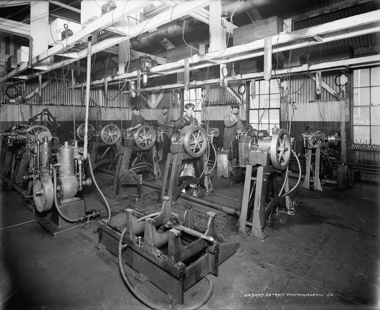 Testaushuone, Leland & Faulconer Manufacturing Company, Detroit tekijältä Detroit Publishing Co.