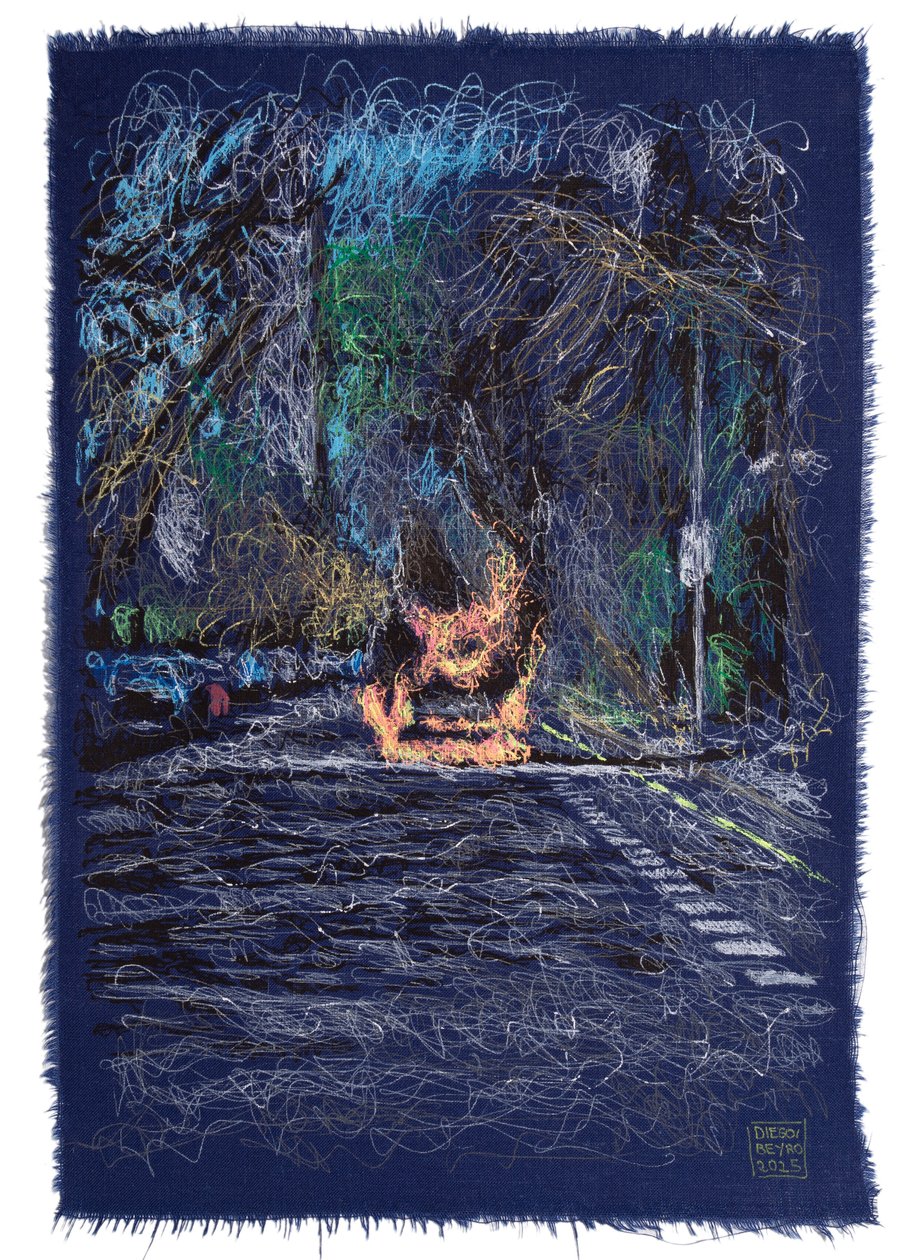 Auto en fuego en Belgrano, 2025 (akryyli, muste ja lyijykynä kankaalle) tekijältä Diego Beyro