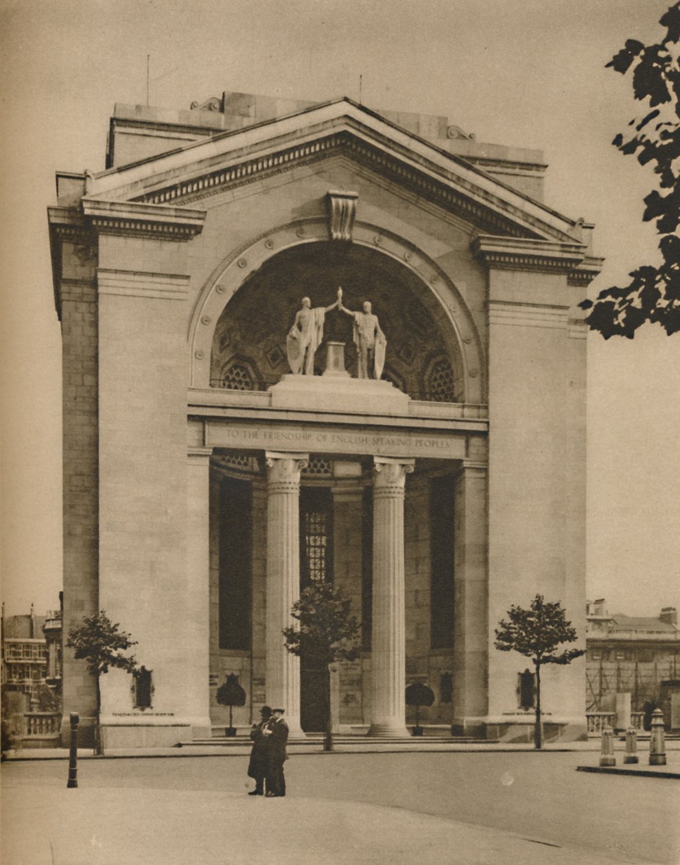 Bush House, amerikkalainen lisäys sodan jälkeiseen Lontooseen, vuodelta 1935. tekijältä Donald McLeish