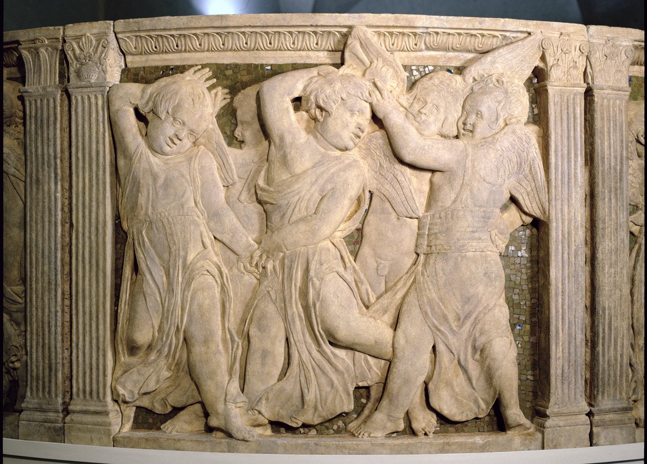 Restauroinnin jälkeinen paneeli nro II Praton katedraalin ulkopuolelta, 1438 tekijältä Donatello