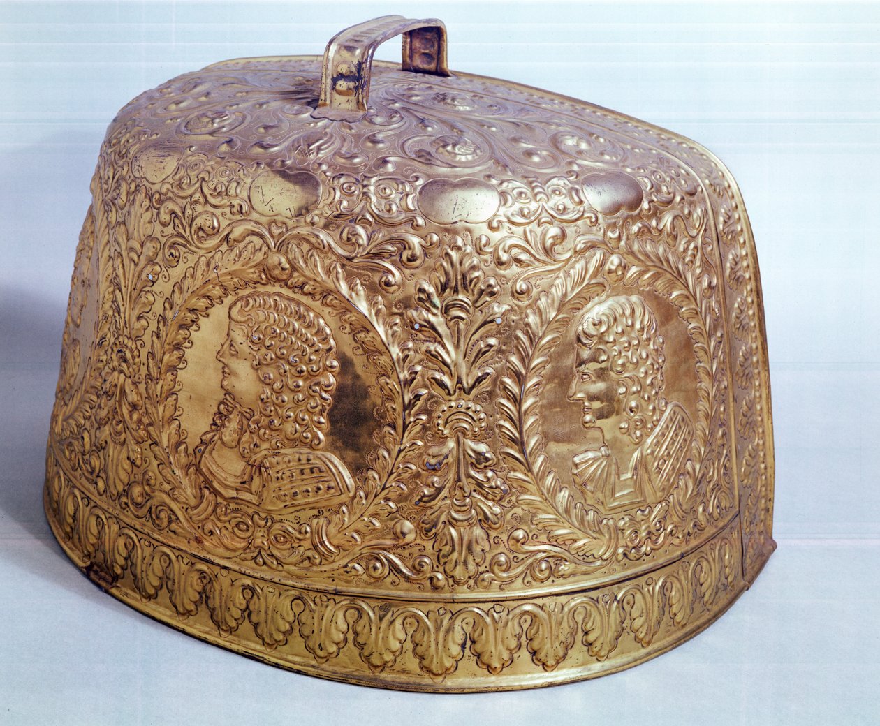 Ulkonaliikkumiskielto, n. 1685 (koristeellinen messinki) tekijältä Dutch School