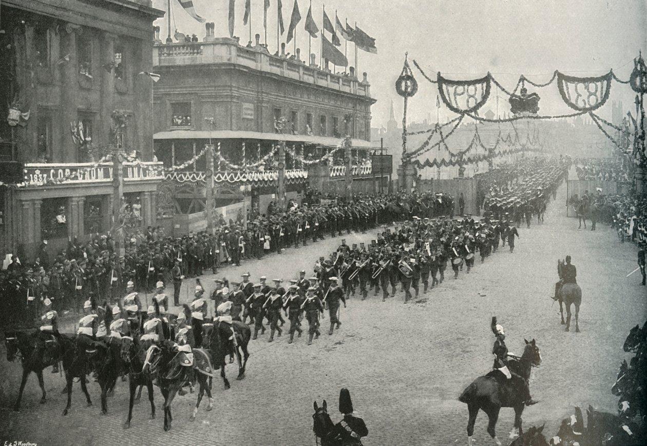 Naval Contingent Crossing London Bridge Southwark, Lontoo, 1897. tekijältä E. and S. Woodbury