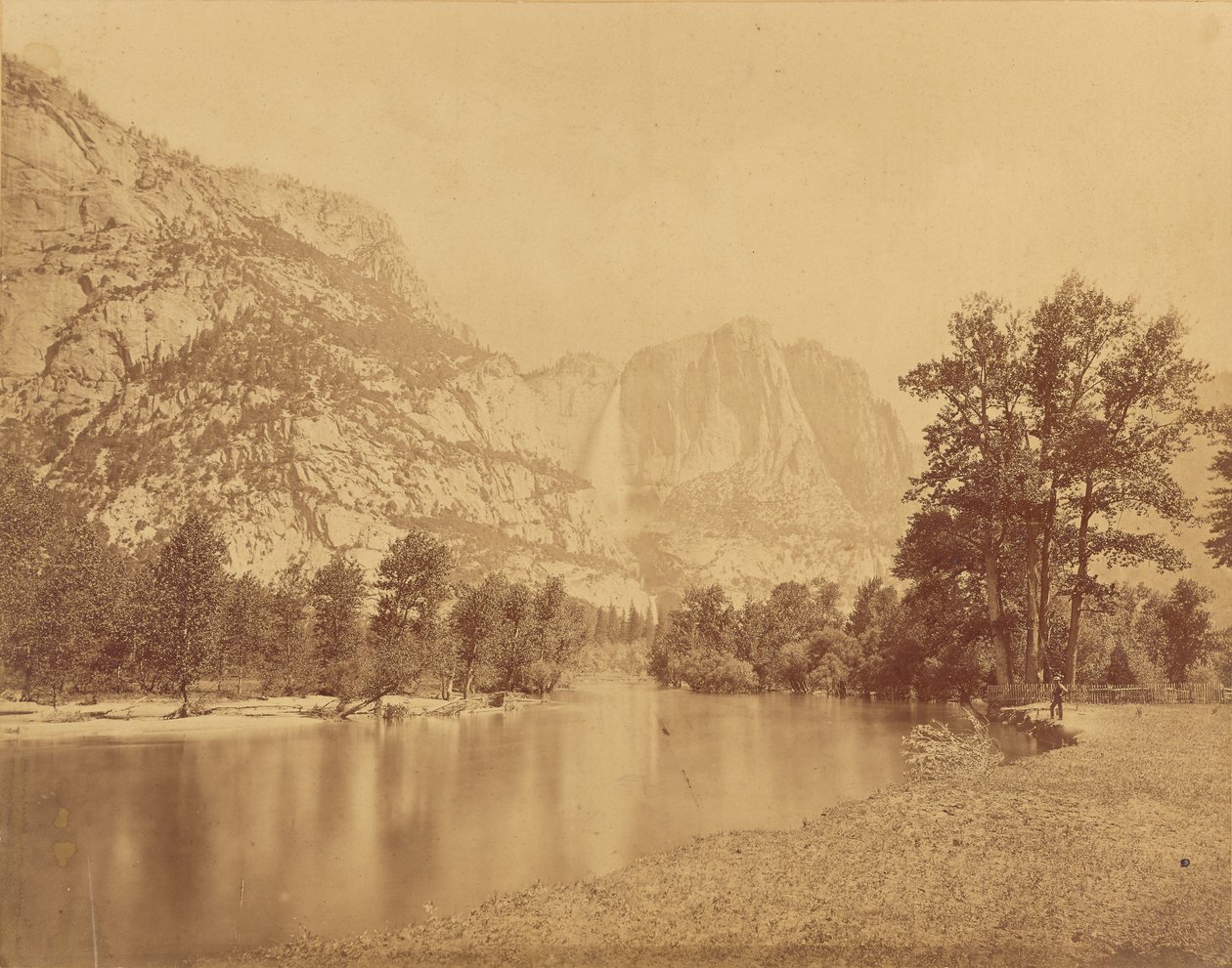 Yosemiten putoukset. (Suuri harmaakarhu.) 2600 jalan putous. tekijältä Eadweard J. Muybridge