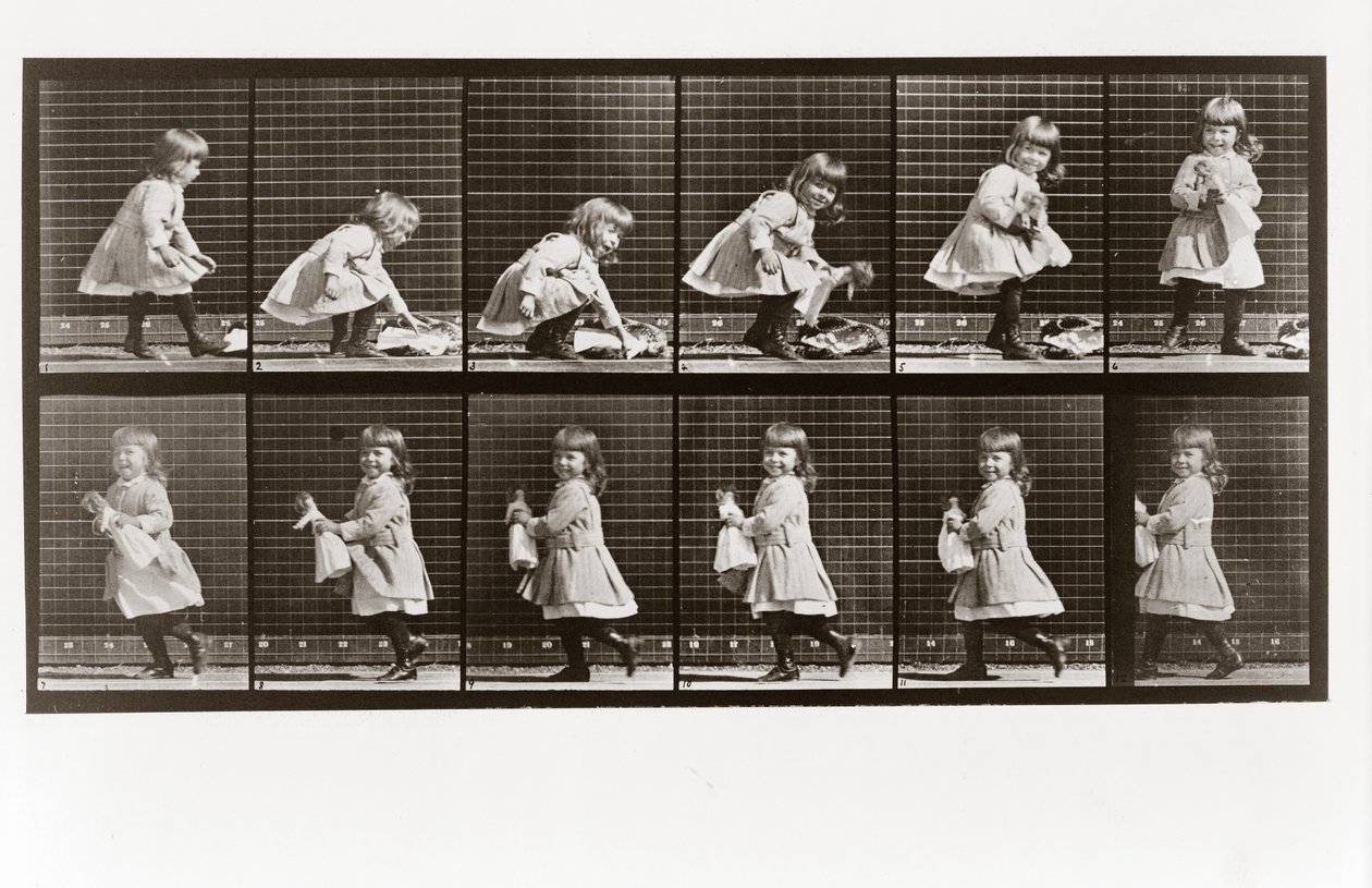 Lapsi leikkii nukella, Animal Locomotionin levy 481, 1887 tekijältä Eadweard Muybridge