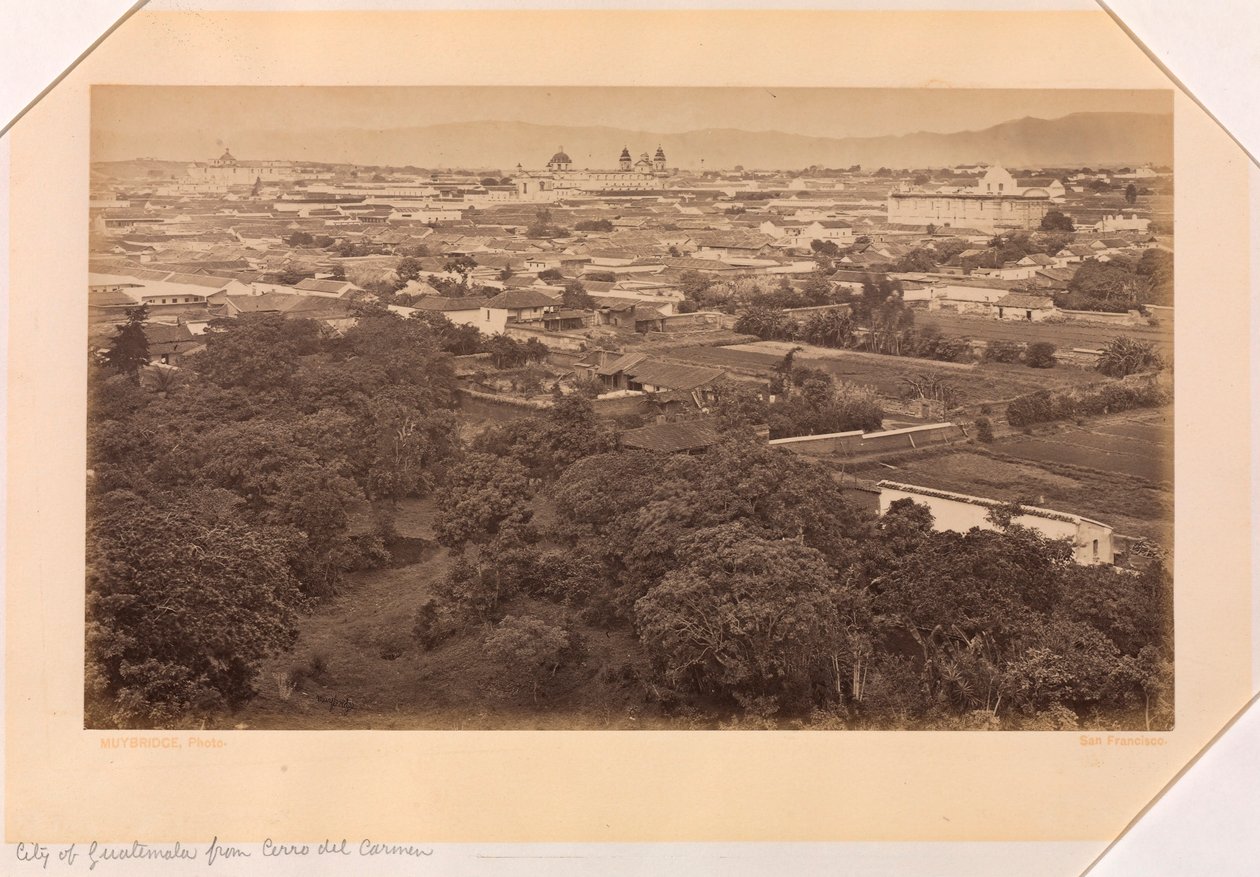 Guatemalan kaupunki Cerro del Carmenilta, Guatemala tekijältä Eadweard Muybridge