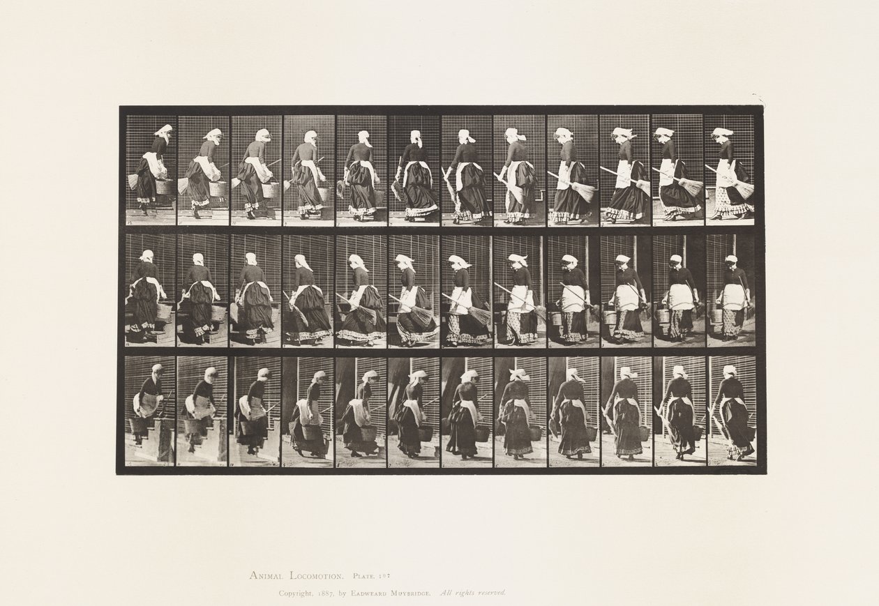 Levy 107. Kääntyminen portaiden nousuun, vesiämpäri ja luuta käsissä tekijältä Eadweard Muybridge