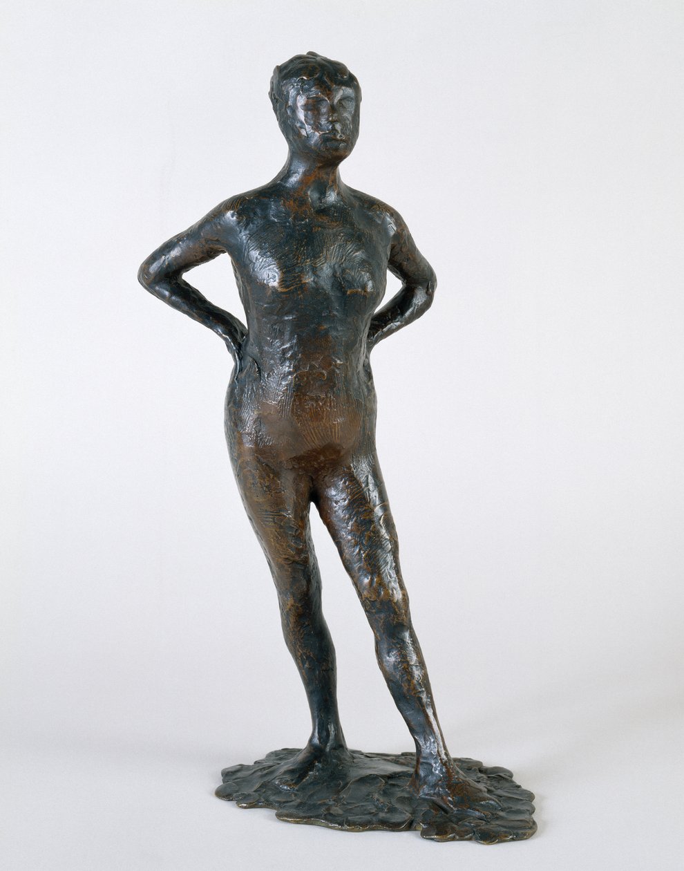 Dancer at Rest, 1892-95 (pronssi) tekijältä Edgar Degas