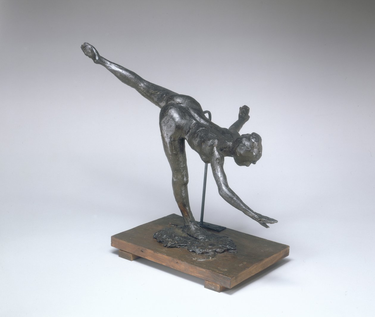 Suuri arabeski, kolmannen kerran kallistuva arabeski, n. 18851890. tekijältä Edgar Degas
