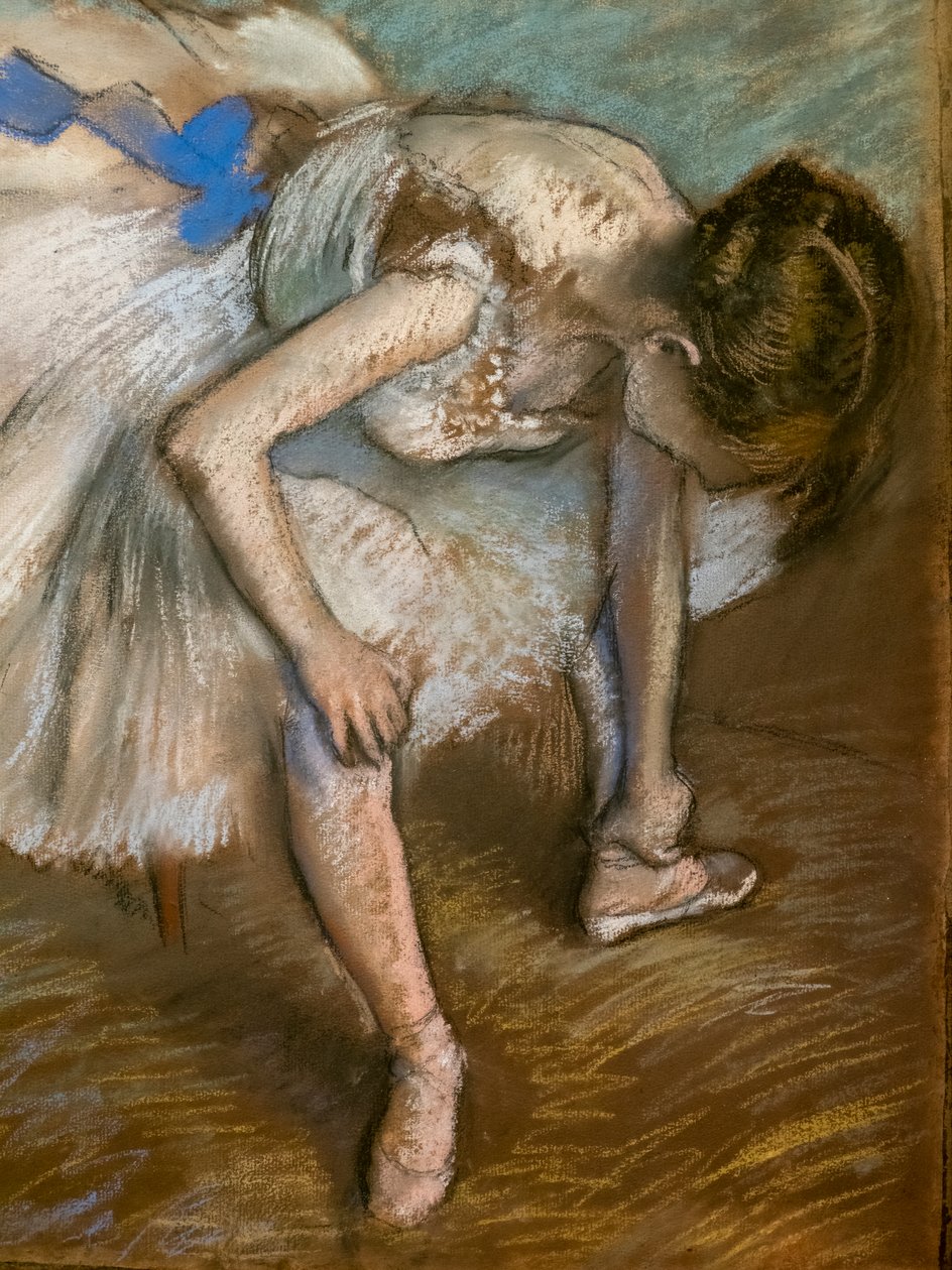 Istuva tanssija hieroen jalkaa (yksityiskohta). 1881-1883. Pastelli ruskealla paperilla liimaa pahvia. tekijältä Edgar Degas