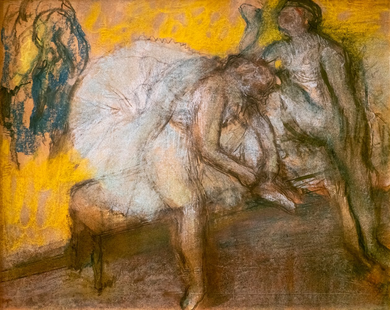 Kaksi tanssijaa levossa. Noin 1910. Pastelli hienolle veliinipaperille. tekijältä Edgar Degas