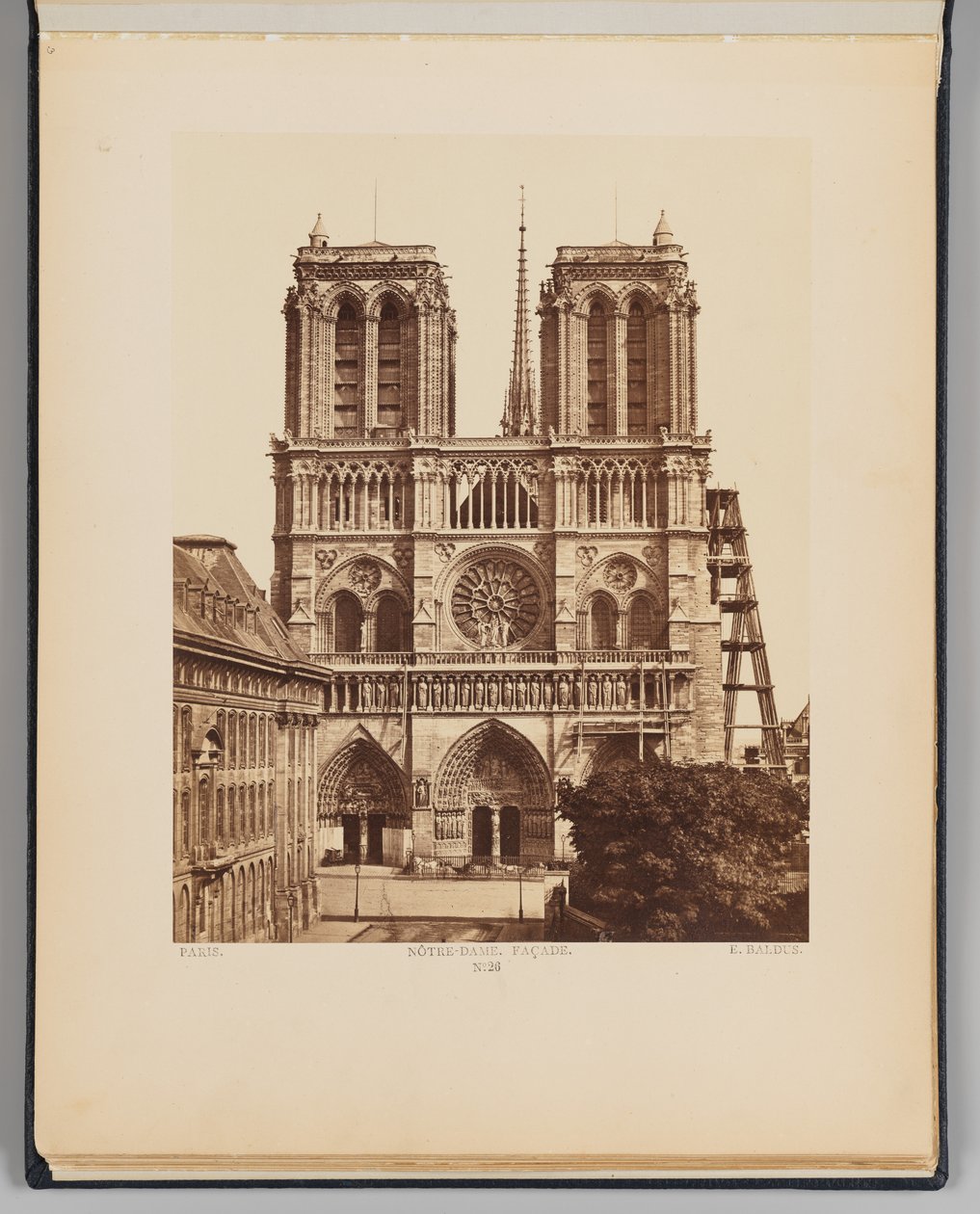 Notre-Dame (julkisivu) tekijältä Édouard Baldus