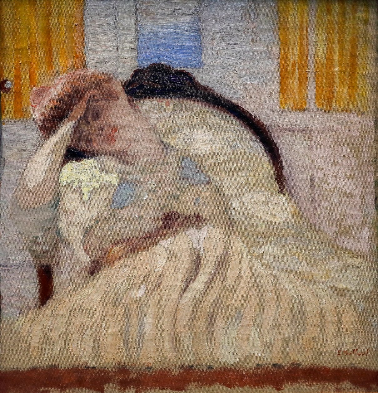 Misia istuu nojatuolissa tekijältä Edouard Vuillard