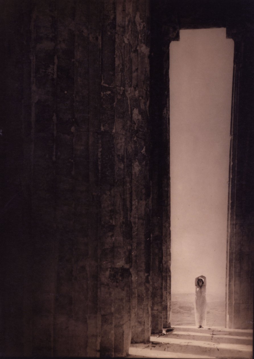 Isadora Duncan Parthenonissa, Ateena tekijältä Edward Jean Steichen