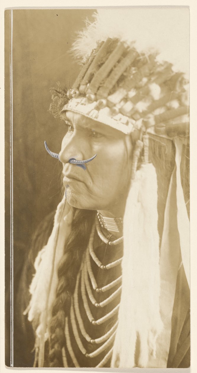 [Lävistetty nenä] tekijältä Edward S. Curtis
