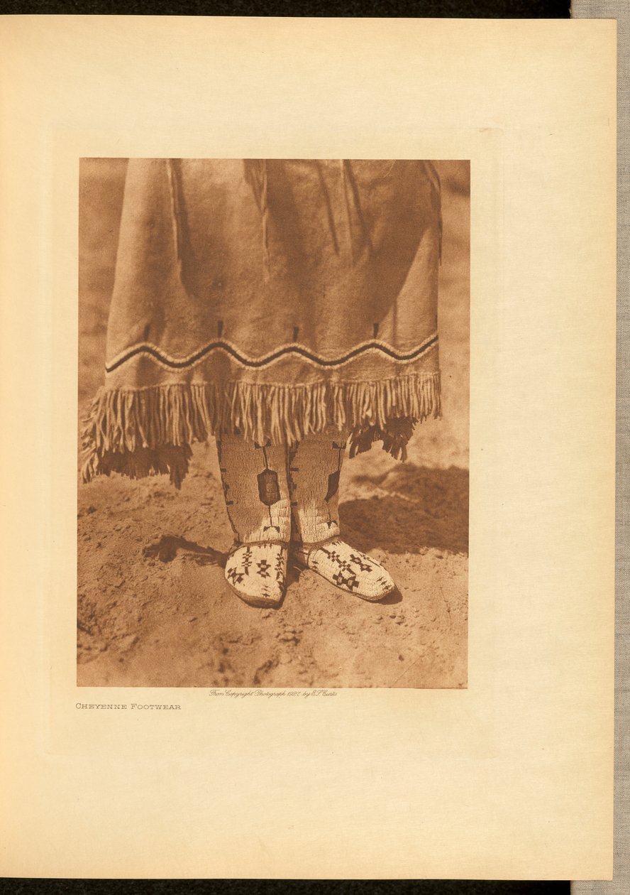 Cheyenne Schuhe tekijältä Edward S. Curtis