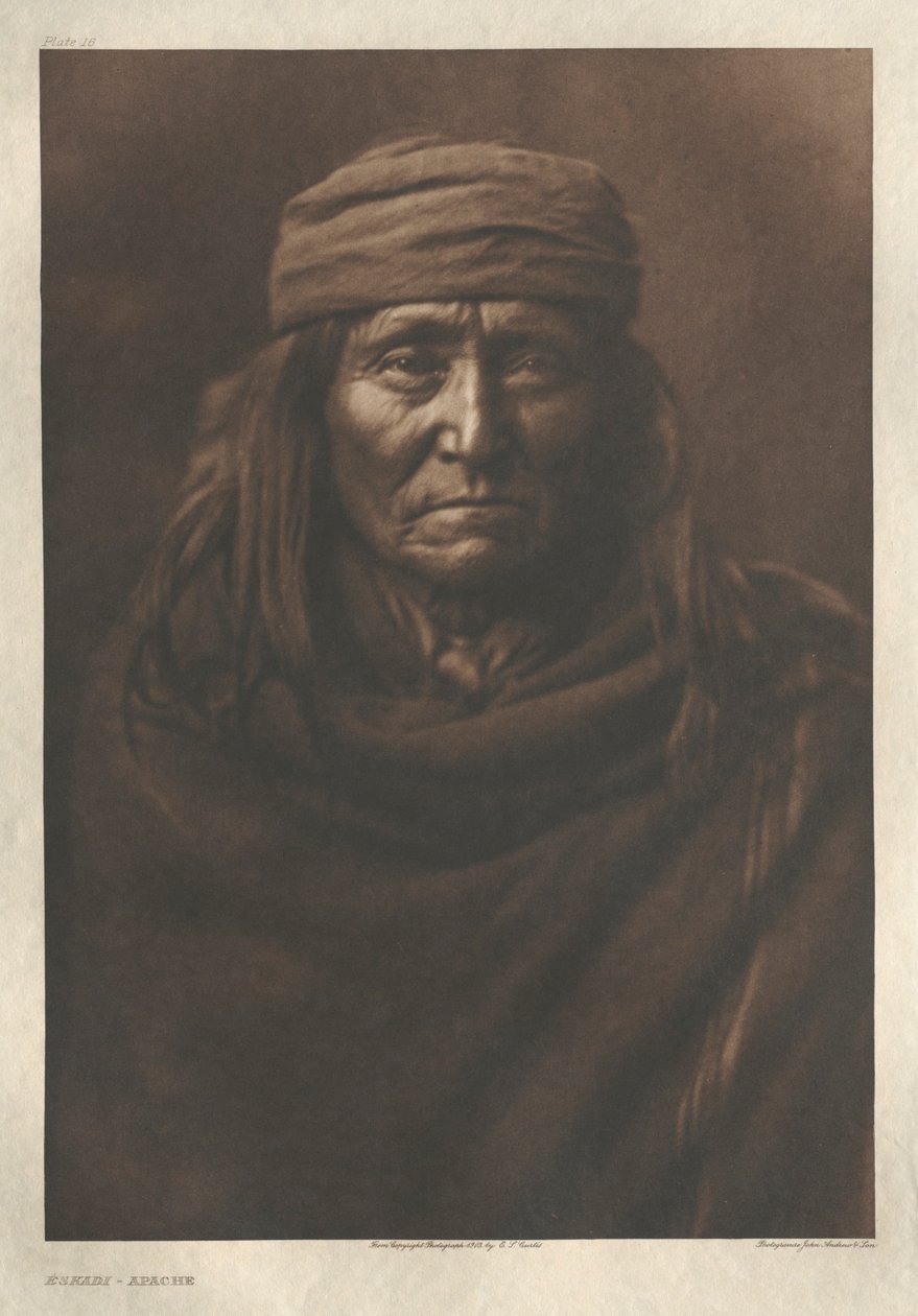 Salkku I, levy 16: Eskadi-Apache. tekijältä Edward S. Curtis