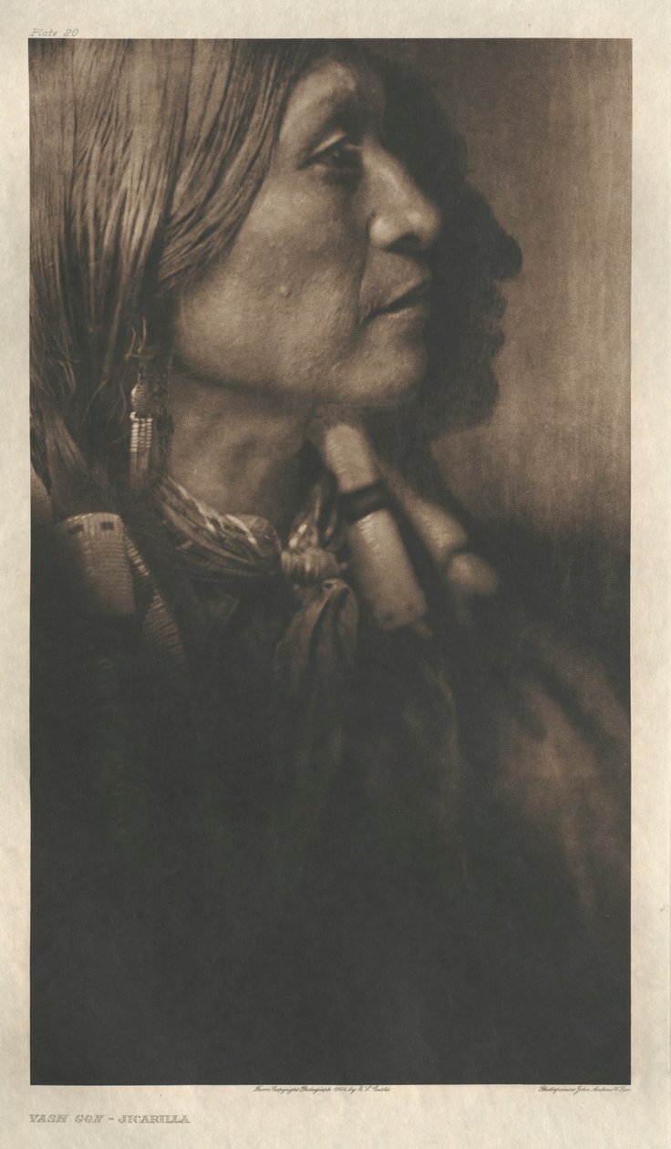 Salkku I, levy 20: Vash Gon-Jicarilla tekijältä Edward S. Curtis