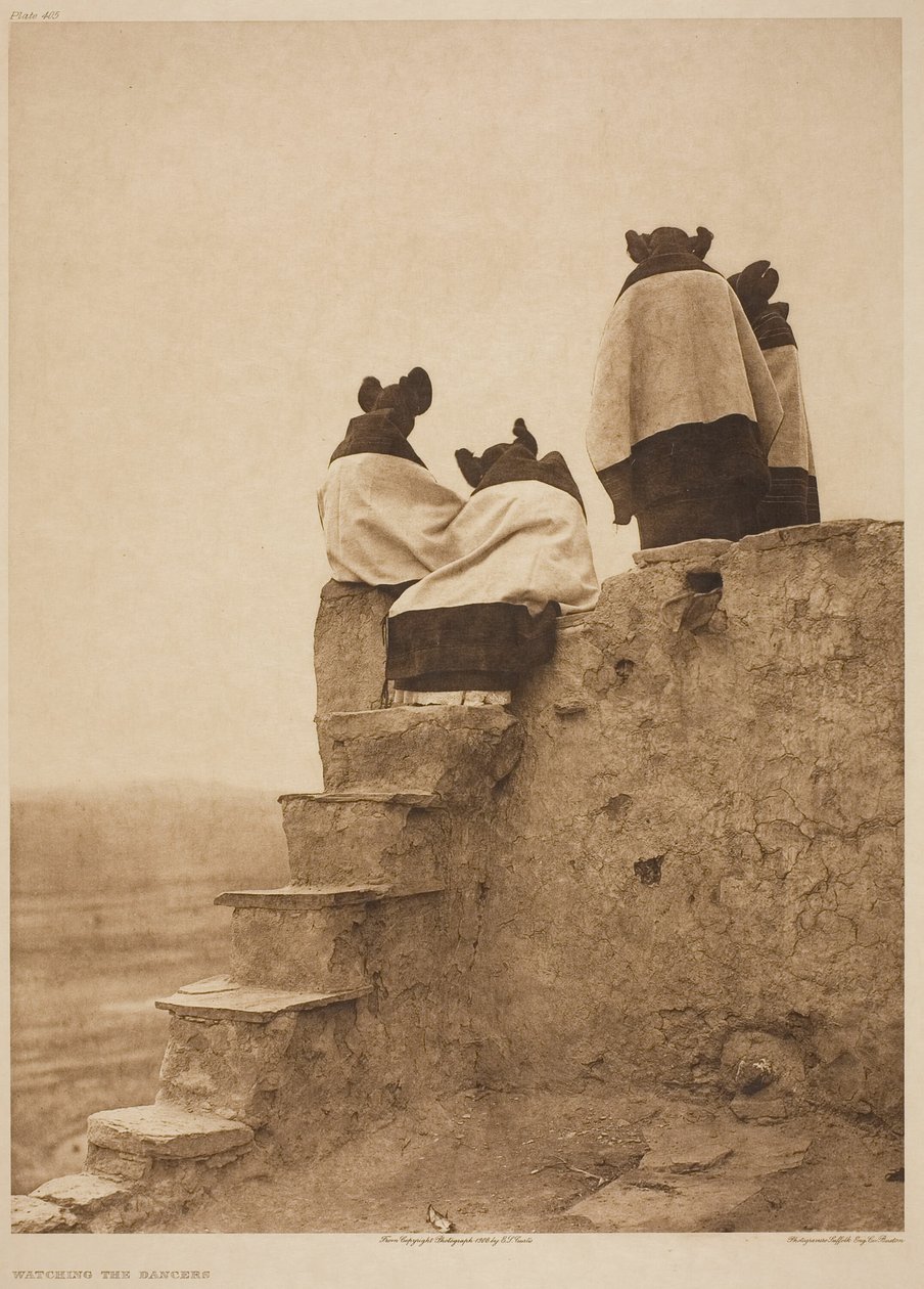 Katsomassa tanssijoita tekijältä Edward S. Curtis