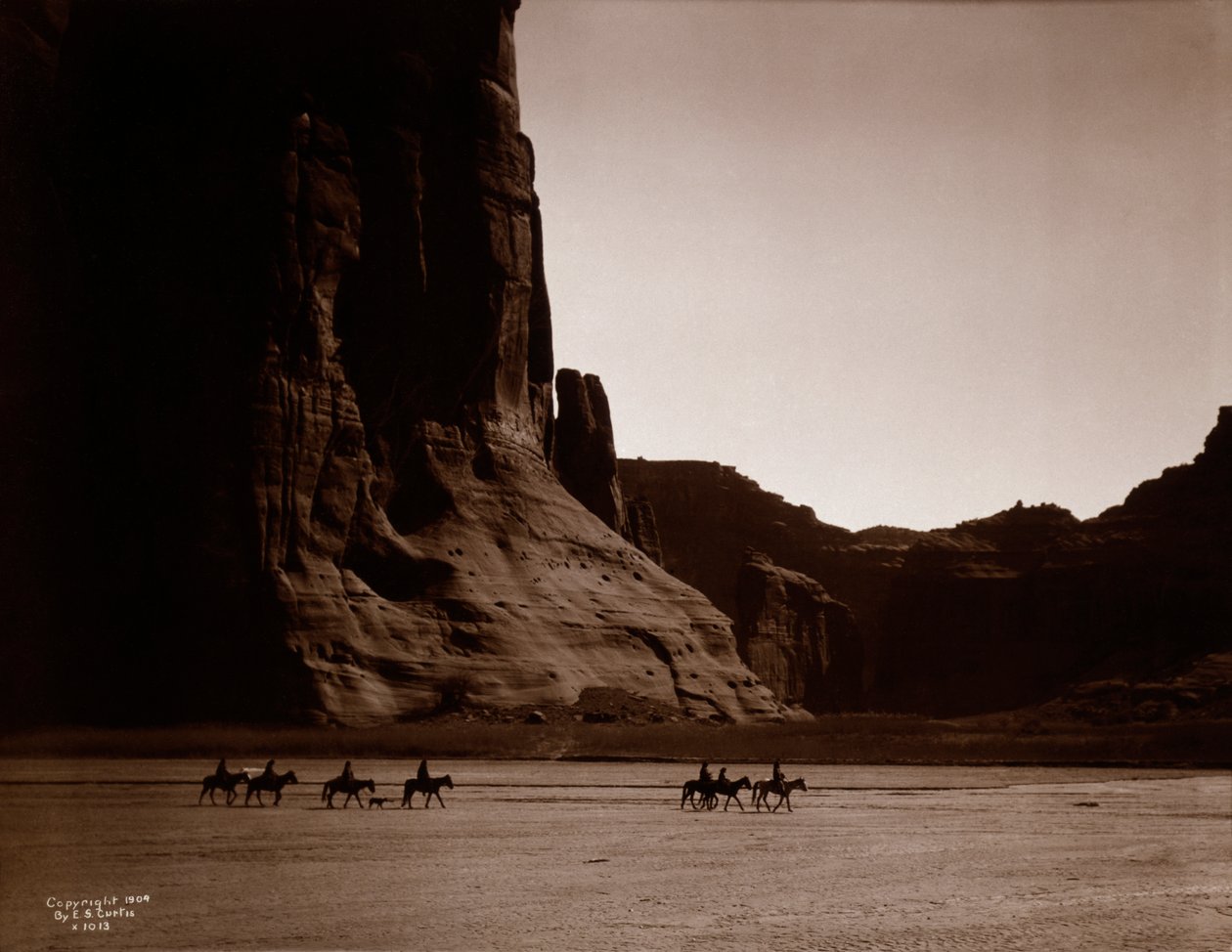 Canyon de Chelly - Navajo, kirjoittanut Edward S. Curtis tekijältä Edward Sheriff Curtis