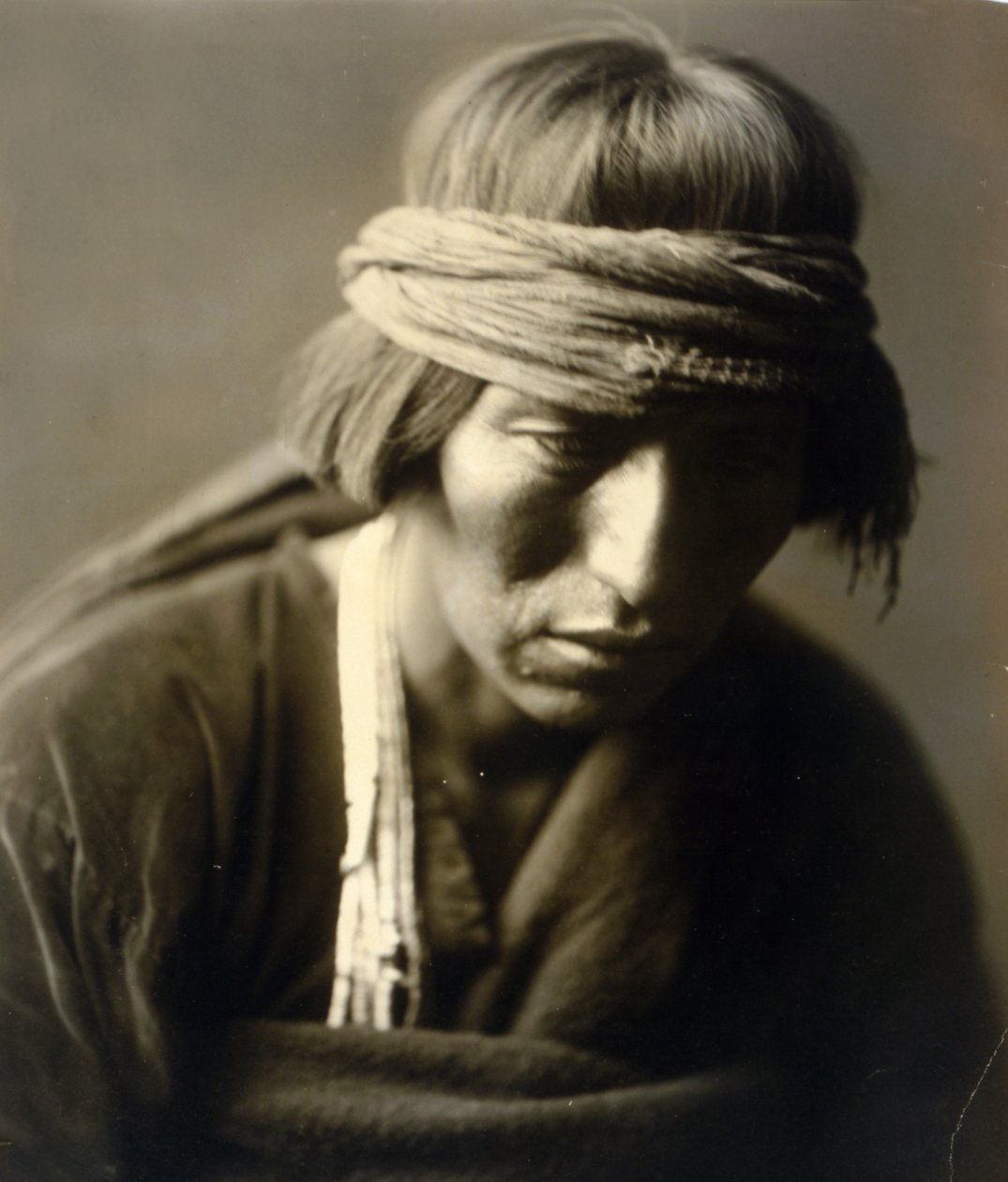 Hastobiga, Navahon lääketieteellinen mies tekijältä Edward Sheriff Curtis